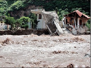 В бразильском штате Рио-де-Жанейро число погибших в результате наводнений и оползней, вызванных проливными дождями, составило, по последним данным, 257 человек