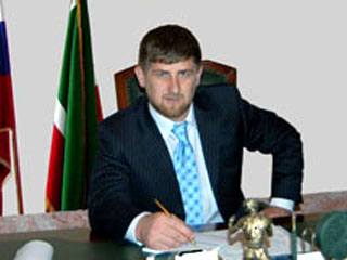 Глава Чечни Рамзан  Кадыров поддержал Всеволода Чаплина и выступил за то, чтобы женщины в России одевались скромнее