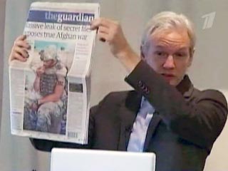 Об основателе Wikileaks Джулиане Ассанже снимут фильм по биографической книге "Самый опасный человек в мире"