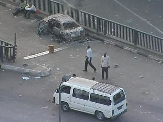 Американские телекомпании CBS и ABC сообщают о новых инцидентах с их сотрудниками в охваченном беспорядками Каире