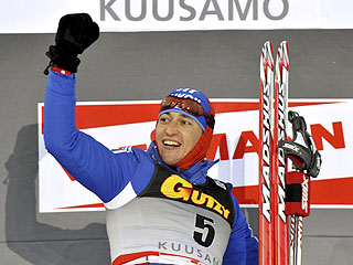 Российские лыжники выиграли эстафетную гонку на этапе Кубка мира 