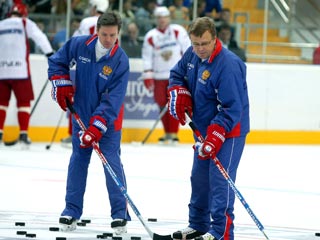 Вячеслав Быков определился с составом на Шведские хоккейные игры