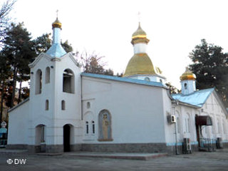 Никольский собор в Душанбе - самый крупный в стране православный храм, в дни религиозных праздников здесь собираются не менее 300 человек