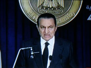 Последние события в Египте серьезно подорвали здоровье бывшего президента АРЕ Хосни Мубарака, он находится в очень тяжелом состоянии