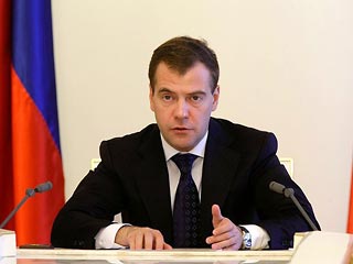 Медведев: программы занятости в моногородах должны быть более реалистичными