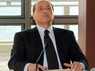 Берлускони отдали под суд из-за связи с несовершеннолетней проституткой