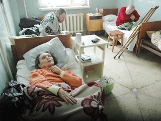 Киевский врач бросил инвалидов на морозе: одна пациентка умерла на автобусной обстановке
