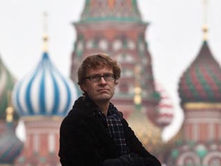 Впущенный в РФ после скандала британский журналист газеты The Guardian Люк Хардинг скоро уедет, его не заменят