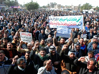 В Ираке прошли две крупные демонстрации против местных властей