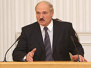Главный урок для Белоруссии от беспорядков в арабском мире - это то, что страна должна идти своим путем, заявил президент страны Александр Лукашенко