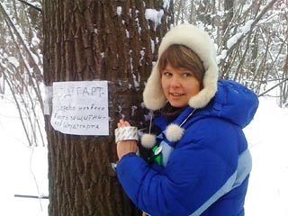 У защитницы Химкинского леса эколога Евгении Чириковой пытаются отобрать детей