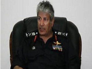 Экс-министр национальной безопасности Ливии Абдель Фатах Юнис аль-Обейди, который ранее объявил о том, что уходит в отставку и переходит на сторону антиправительственных сил, заявил, что Муамар Каддафи может совершить самоубийство
