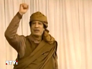 В Ливии, которая вот-вот может повторить революционный сценарий Египта, началась охота за богатством местного диктатора Муаммара Каддафи