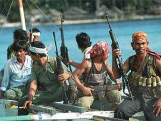 Правительство США опасается того, что недавнее убийство четырех американских граждан на яхте Quest отражает смену тактики сомалийских пиратов