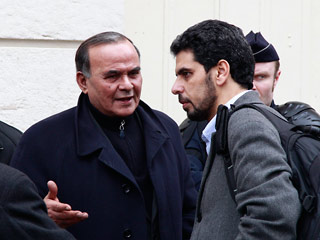 Посол Ливии во Франции Мохамед Салахеддин Зарем (на фото слева)