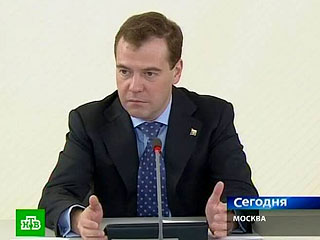 Медведев назвал несправедливыми итоги выборов талисмана Игр-2014 