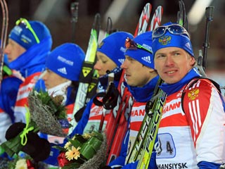 В стартовой гонке ЧМ по биатлону россияне остались за чертой призеров