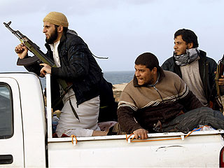 Повстанцы опровергают сообщения ливийских госканалов о захвате войсками Каддафи трех городов