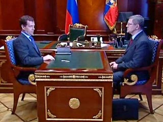 Президент Дмитрий Медведев поручил генеральному прокурору РФ Юрию Чайке проверить существование нелегальных казино по адресам, обнародованным в интернете