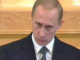 Авторы доклада намекнули Путину, чтобы он отказался от борьбы за пост президента на предстоящих выборах 2012 года