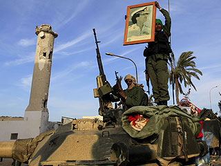 Перелом в Ливии: Каддафи готов расправиться с повстанцам в Бенгази за 48 часов