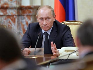 Создаваемое в РФ Агентство по страхованию экспортных кредитов и инвестиций в 2011 году сможет застраховать кредиты в объеме до 1 млрд долларов, заявил премьер-министр Владимир Путин