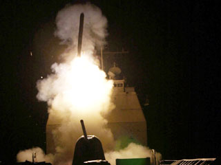 Пентагон присоединился к операции против Каддафи: ВМС США произвели первые запуски ракет Tomahawk