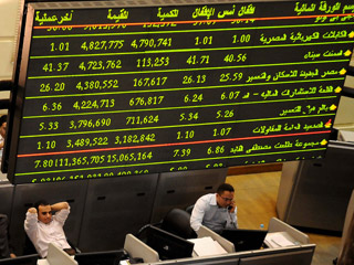 После почти двухмесячного перерыва египертская биржа открылась 10-процентным падением