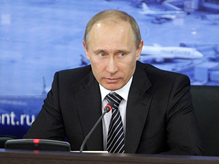 Премьер Путин провел 28 марта в аэропорту "Шереметьево" совещание по развитию московского авиаузла