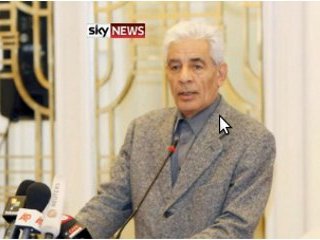Министр иностранных дел Ливии Муса Куса прибыл в Великобританию и заявил, что порывает с режимом Каддафи