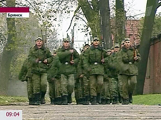 Министерство обороны России, жертвуя количеством, делает упор на качество призывного контингента