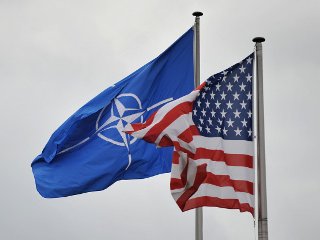 НАТО попросила Соединенные Штаты продлить участие в налетах на объекты в Ливии, в свою очередь, американская сторона ответила согласием