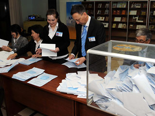 ОБСЕ: выборы в Казахстане прошли с нарушениями. Медведев поздравил Назарбаева еще до конца подсчета