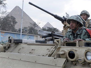 Взрывное устройство сработало сегодня в районе Великих пирамид Гиза в Каире