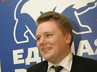 Алексей Чадаев ушел в отставку с поста руководителя политического департамента центрального исполкома партии "Единая Россия"