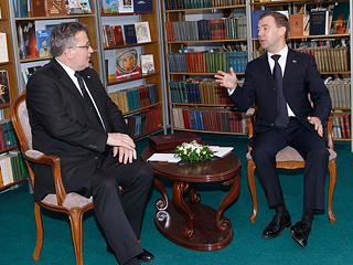 В Смоленске состоялась встреча президентов России и Польши Дмитрия Медведева и Бронислава Коморовского