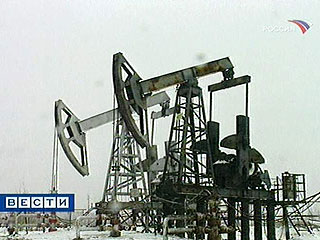 Высокая цена на нефть начинает отражаться на спросе на энергию, утверждают эксперты Международного энергетического агентства