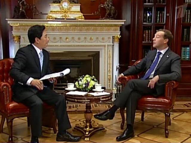 Дмитрий Медведев сделал ряд громких политических заявлений, причем снова это произошло в интервью зарубежному СМИ, а точнее - Центральному телевидению Китая