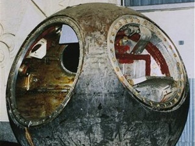 Проданная на аукционе в США спускаемая капсула корабля "Восток 3КА-2", отправленного в космос за две недели до полета Гагарина, вернется в Россию