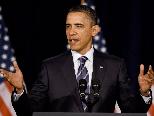 Президент США Барак Обама предлагает сократить бюджетные дефициты в США на 4 трлн долл за 12 лет или быстрее