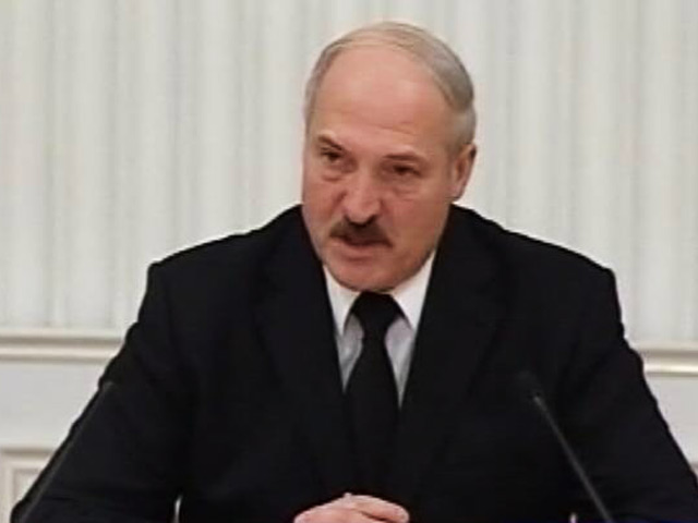 Накануне президент Александр Лукашенко официально сообщил, что теракт раскрыт и совершили его двое белорусов из районных центров - токарь и слесарь