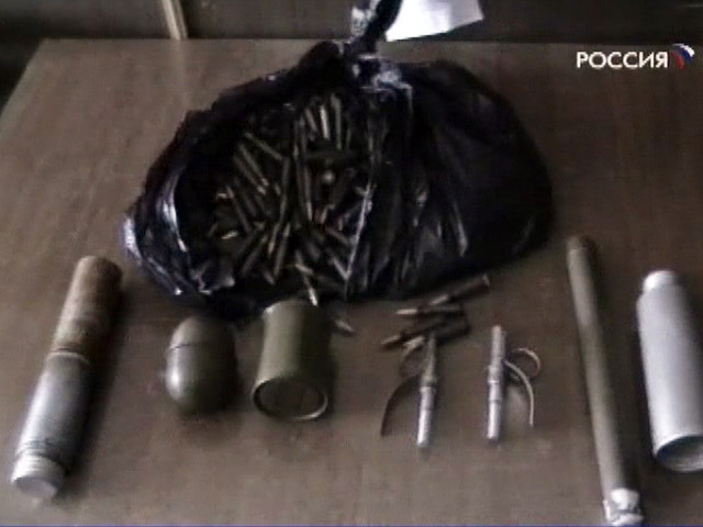 За два дня проведения операции "Арсенал" в Белоруссии, начатой после взрыва в минском метро 11 апреля, у граждан изъято более 60 единиц оружия