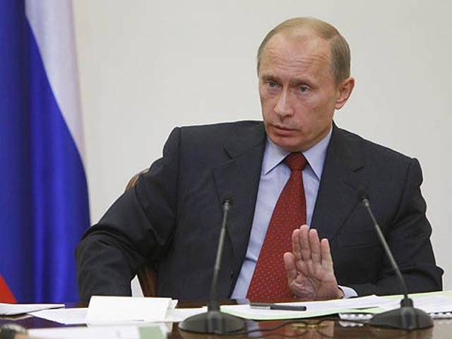 Путин призвал единороссов "не возбуждаться" по поводу выборов президента: они еще только через год