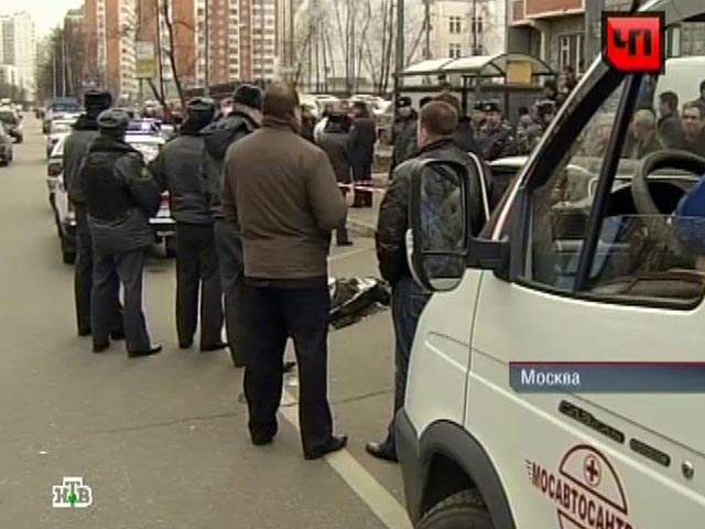 В Москве офицер одного из полицейских спецподразделений после дорожного конфликта нанес смертельный удар жителю Северного Кавказа
