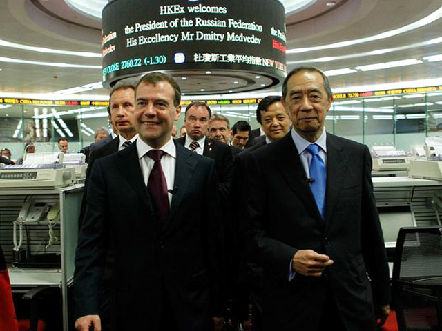 Медведев: половина работы по созданию в Москве Международного финансового центра сделана