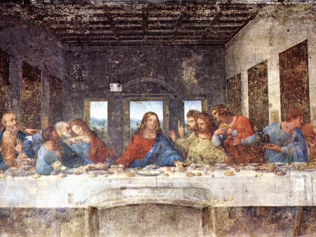 Тайная Вечеря является сюжетом множества икон и картин, из которых одно из самых известных - "Тайная Вечеря" Леонардо да Винчи