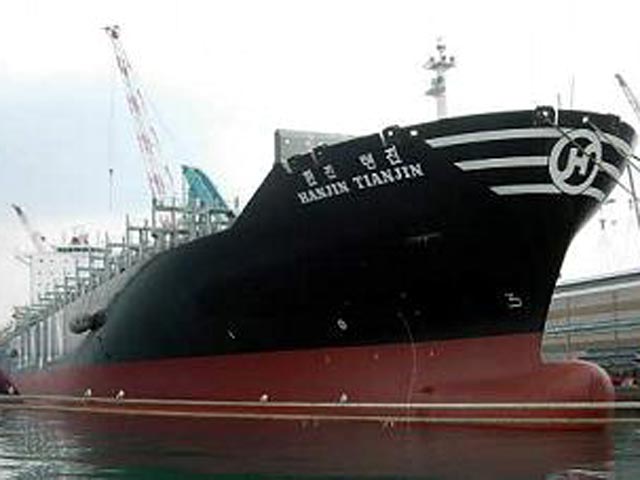 Морской спецназ Южной Кореи освободил контейнеровоз "Ханжин Тьянжин", захваченный пиратами