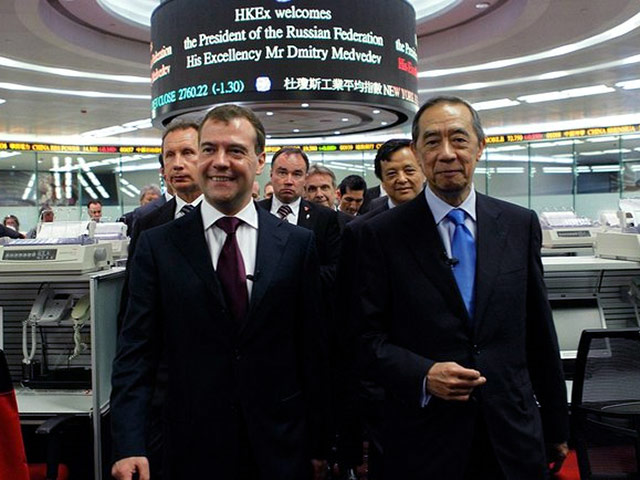 В минувшие выходные, находясь с визитом в Гонконге, Дмитрий Медведев высказал надежду на то, что первая половина пути по созданию международного финансового центра в Москве пройдена