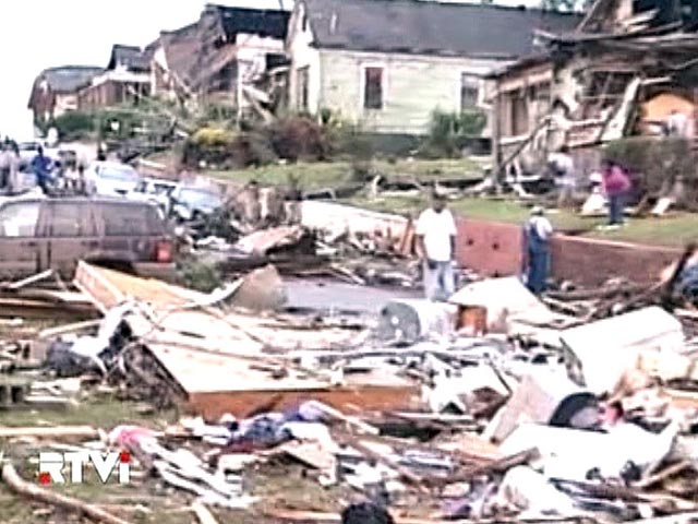 Число жертв ураганов и торнадо на юге США возросло до 259 человек, сообщает Reuters. Больше всего пострадал штата Алабама, где погибло 162 человека. Жертвами урагана стали также жители штатов Теннеси, Джорджия, Миссисипи и Виргиния