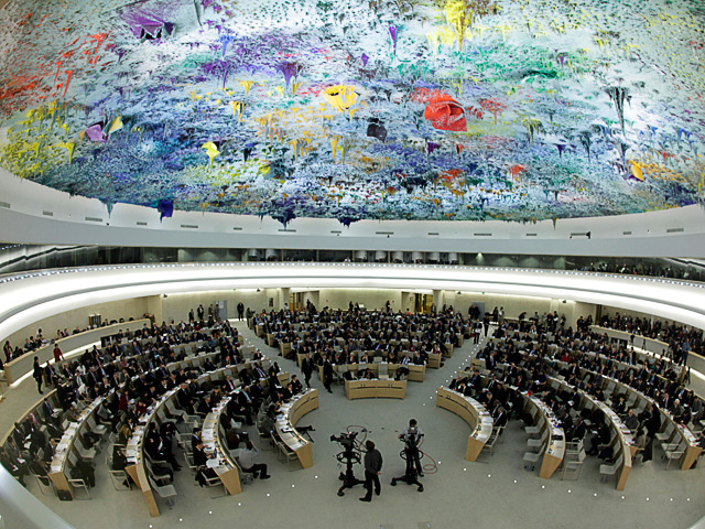 В своем выступлении на 16-й специальной сессии Совета ООН по правам человека в Женеве представитель России "выразил глубокую обеспокоенность продолжающейся конфронтацией в Сирии, которая приводит к человеческим жертвам